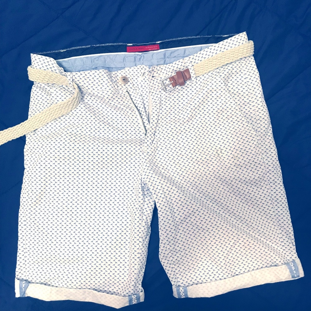 ZARA Men’s Size 31 US White w/ Puppy Dog print